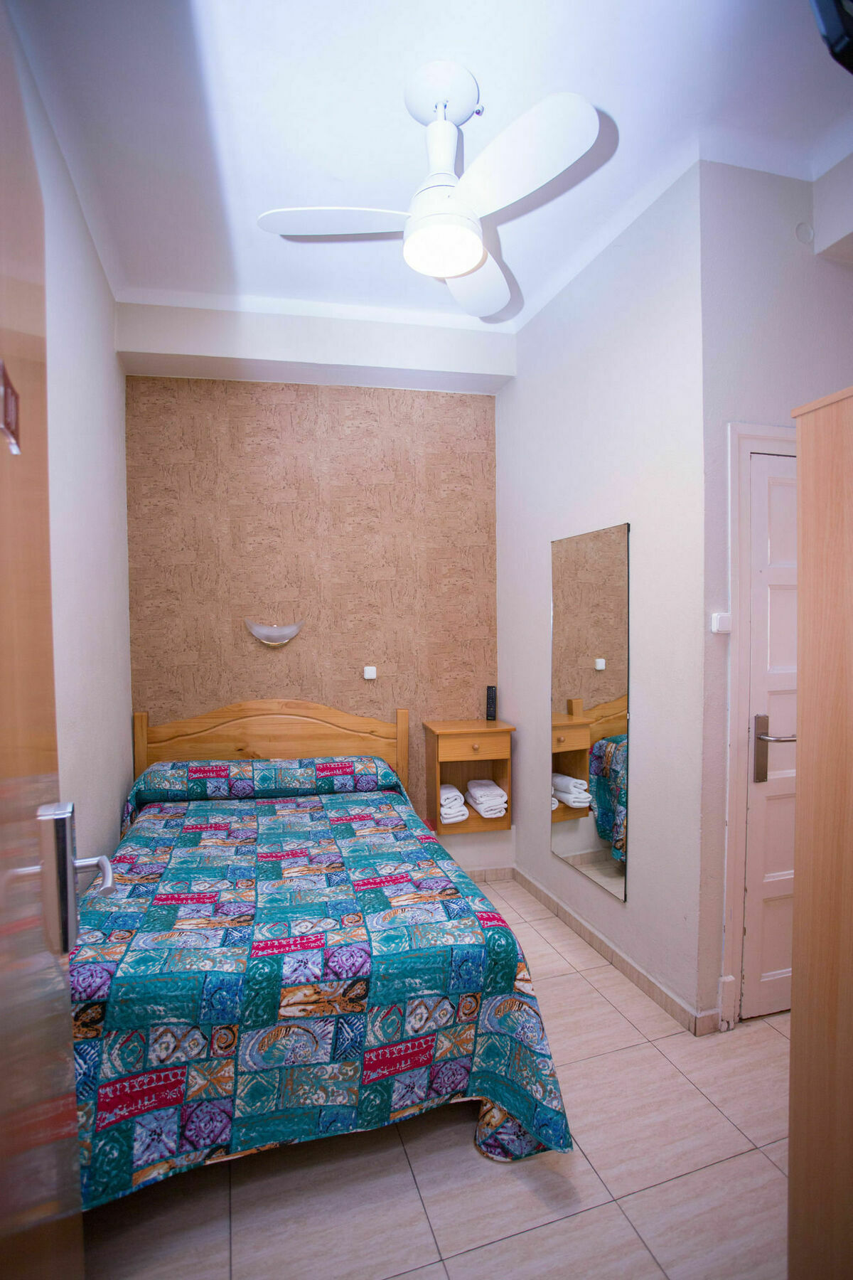 Navarra Hotel 2*
