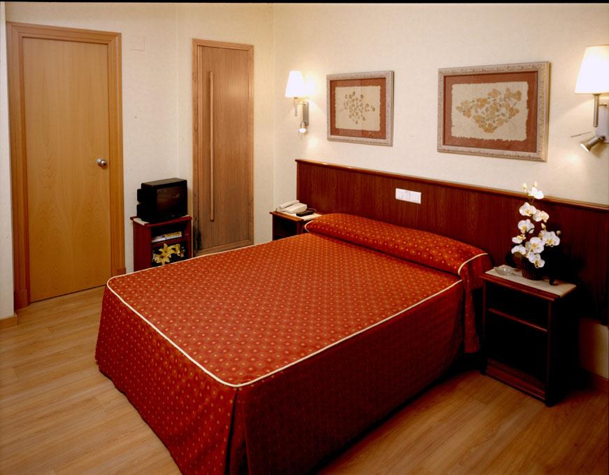 Conquistador Hotel 3*