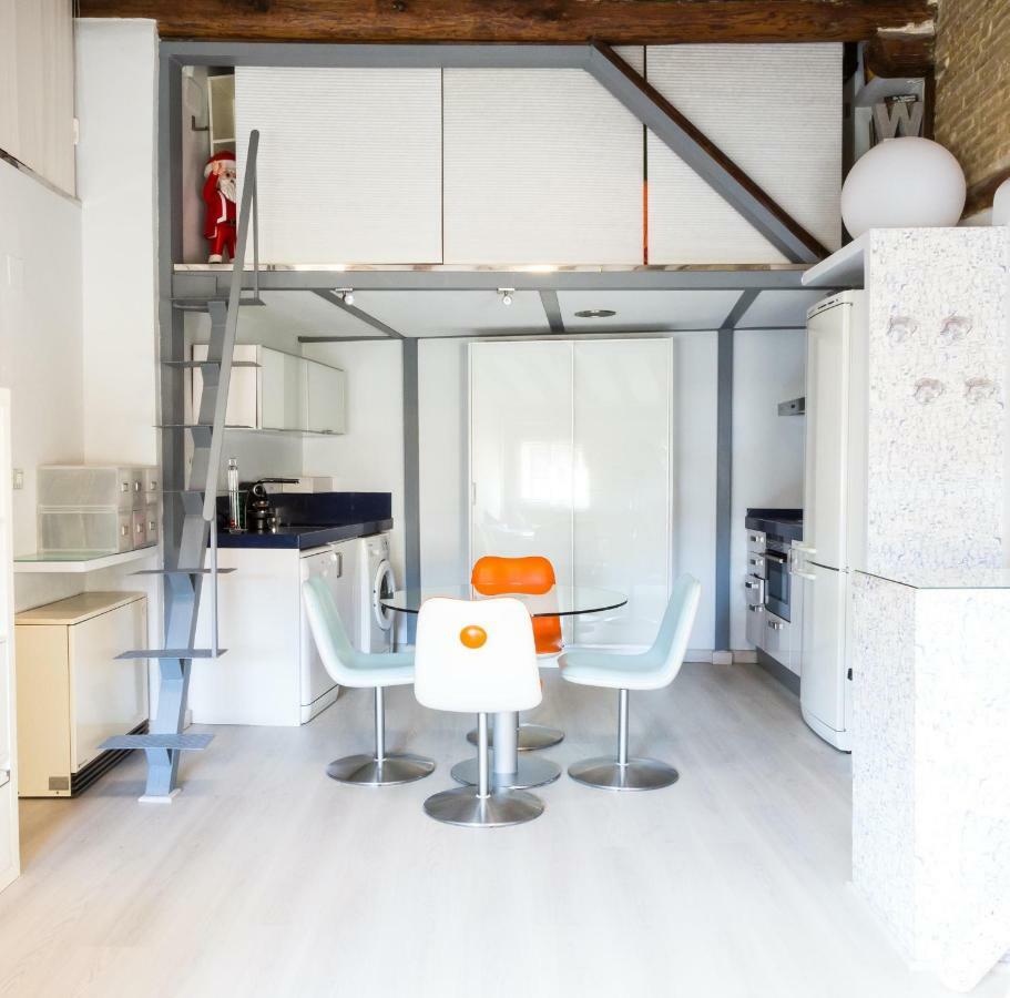 Fantastica Buhardilla Pz. Pilar Apartment *
