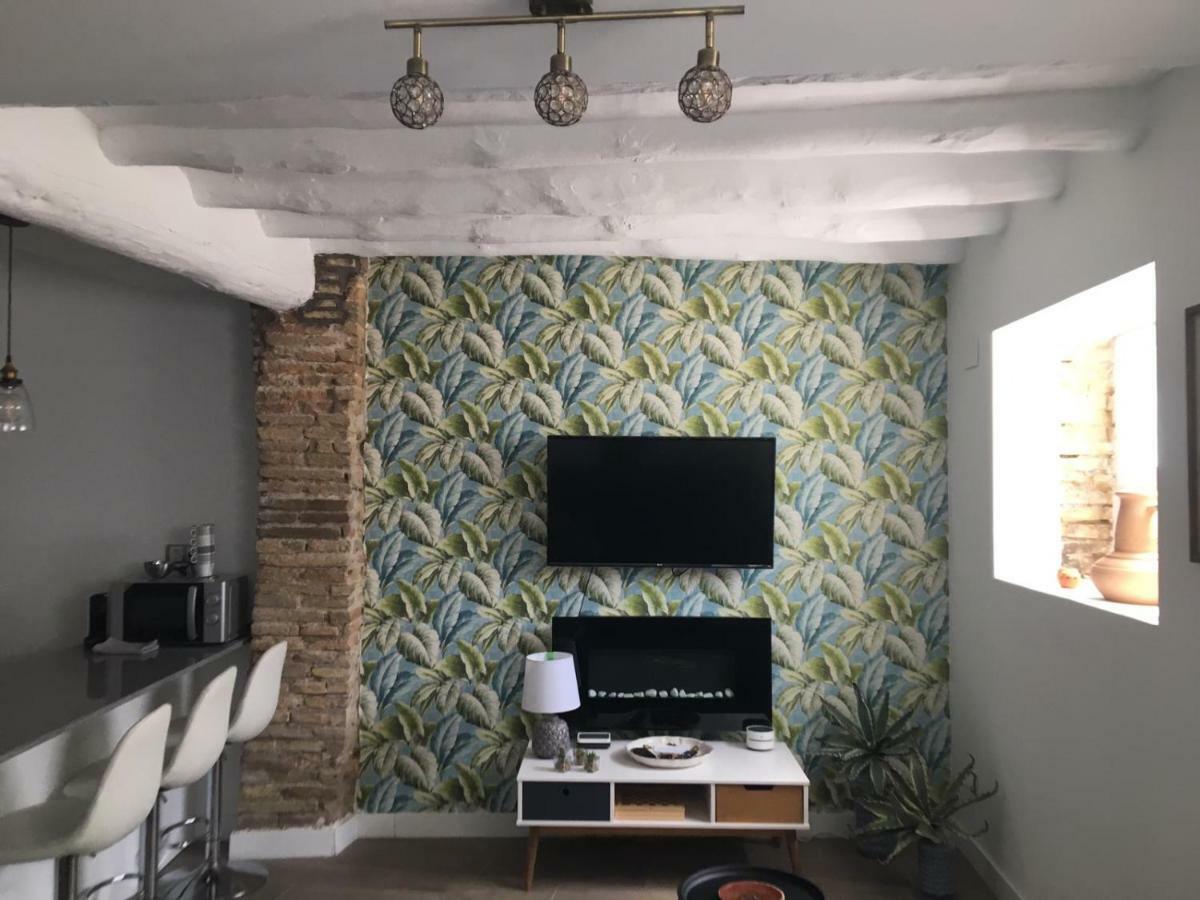 Apartamento En Pleno Centro De Tacones Lejanos * Zaragoza