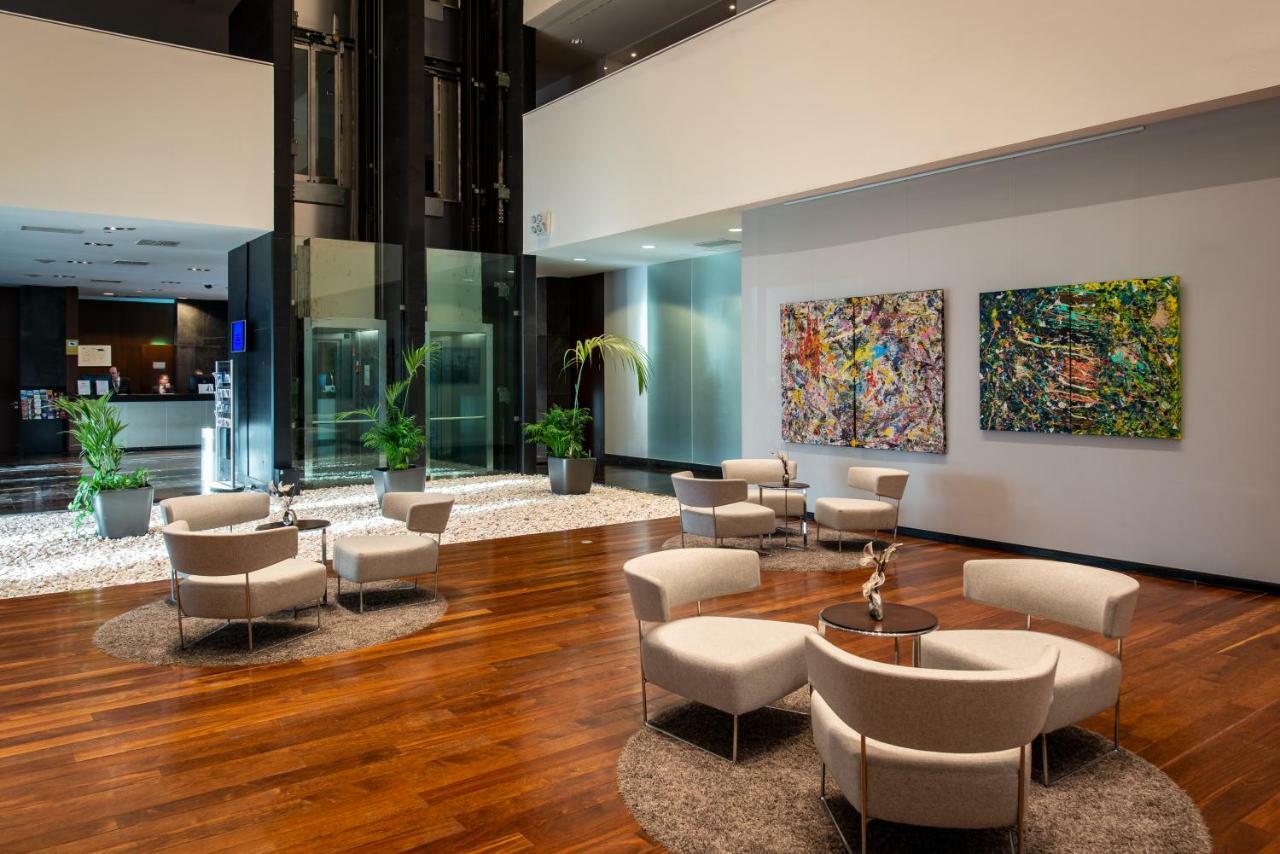 Diagonal Plaza Hotel