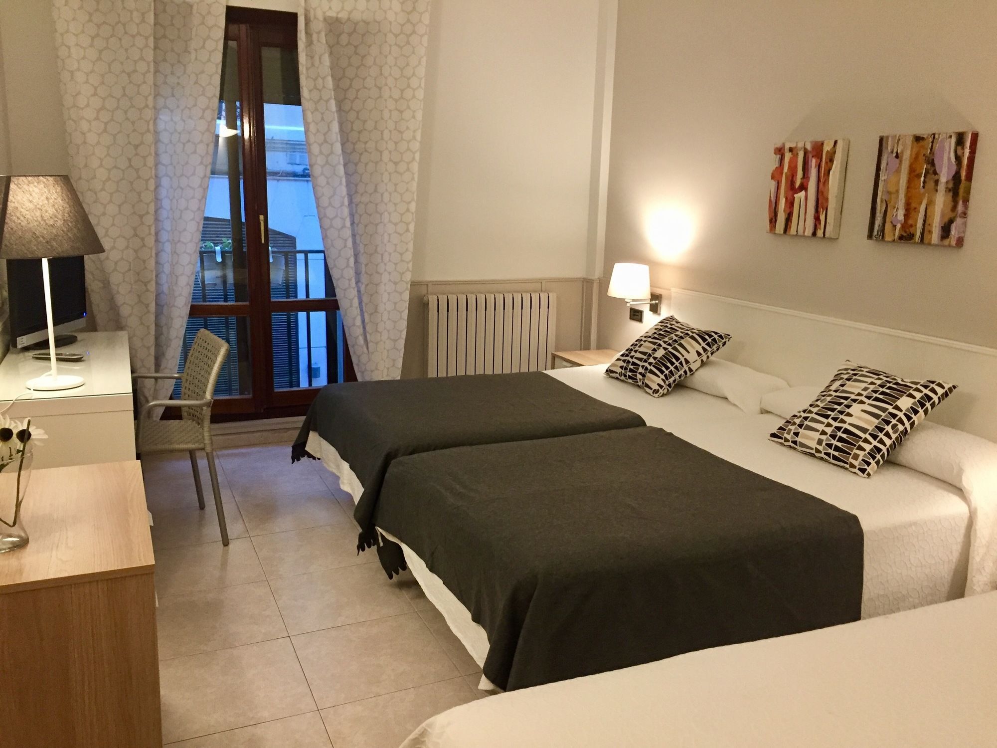 Hotel Rio Arga 2*