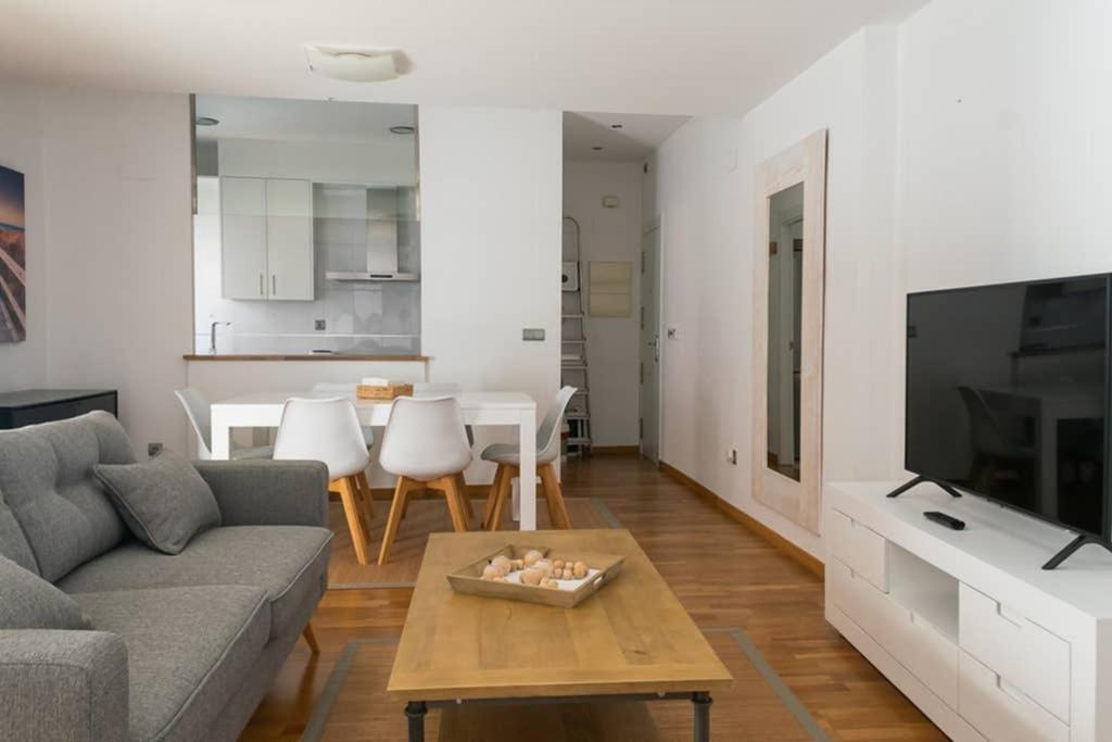 Apartamenticos Plaza Del Pilar Iii * Zaragoza