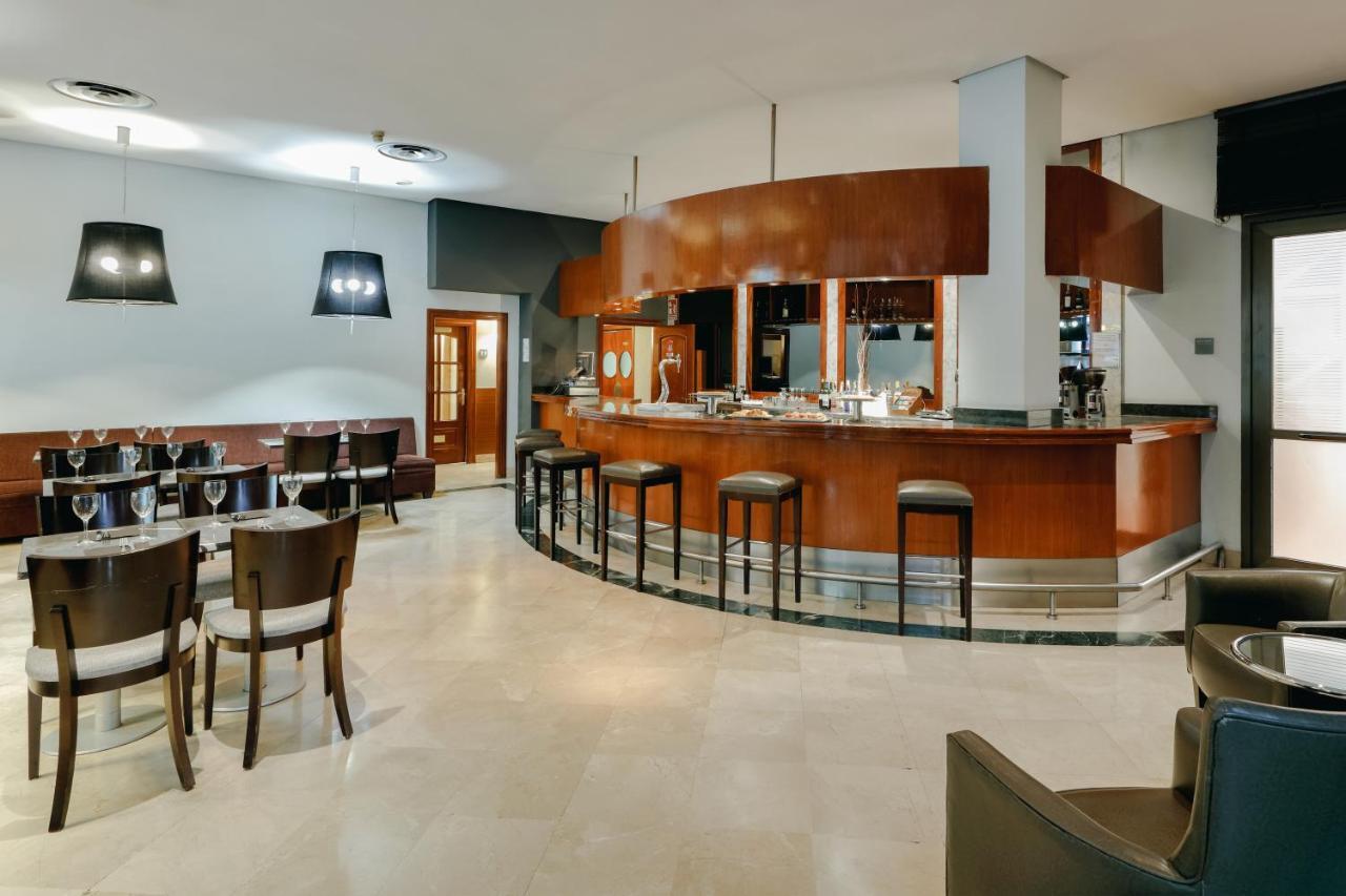 Hesperia Centro 3*