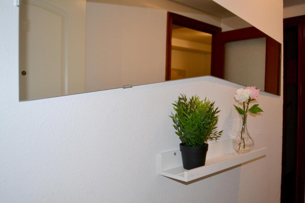 Dos Torres Alierta - Edificio De Con Parking Privado Amplios Para Estar Como En Casa Ideal Para Grupos Y Empresas Apartamento Zaragoza
