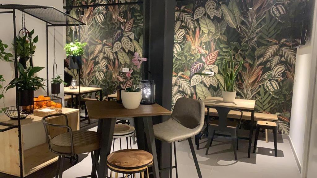 Hostal Vtz The Botanic Zaragoza