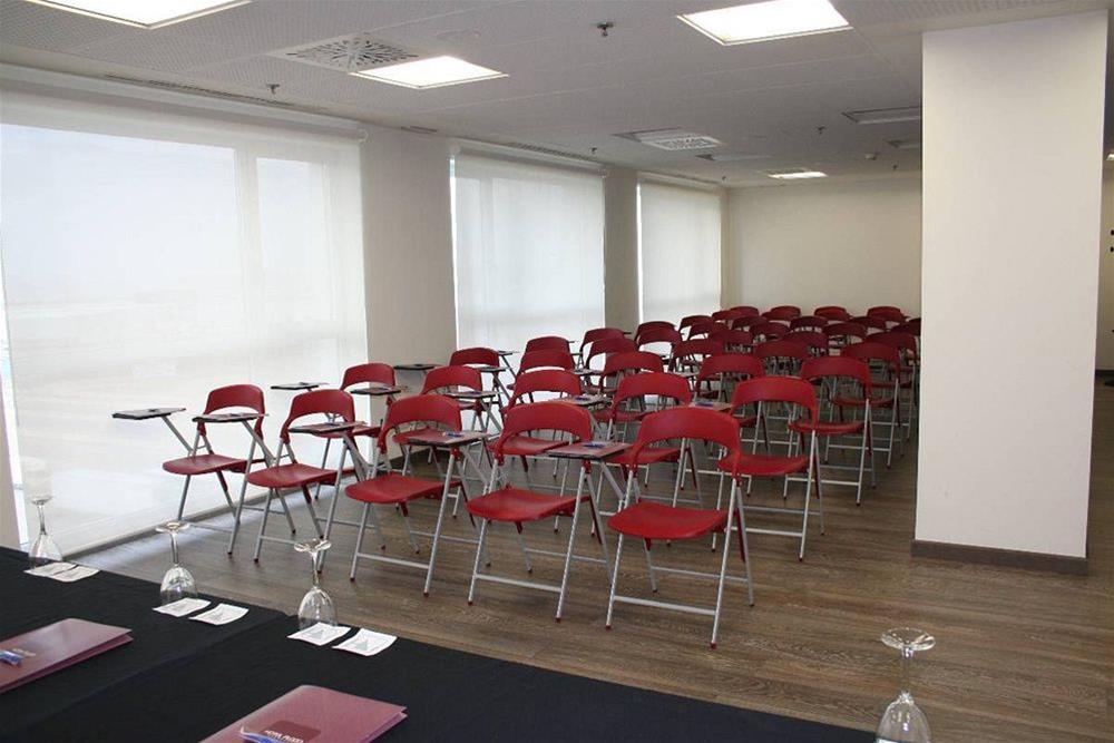 Hotel Sercotel Plaza Feria 4*