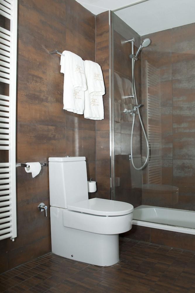 Apartamento Turisticos Sabinas El Pilar Zaragoza